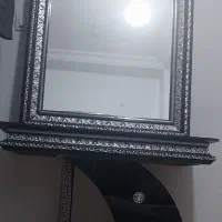 آینه و میز