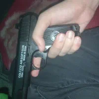 کلت نیمه فلزی درحد نو|اسباببازی|زاهدان, |دیوار