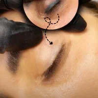 ریموو ابرو/میکروبلیدینگ