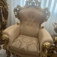 مبل سلطنتی چوب راش ورق طلائی تمیزو سالم تخفیف ویژه|مبلمان خانگی و میز عسلی|تهران, جنت‌آباد مرکزی|دیوار