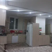 یک باب ساختمان مسکونی
