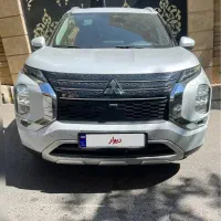 میتسوبیشی اوتلندر Hلاین مدل 2023