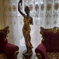 دو عدد مجسمه رزین