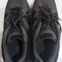 کتونی|کیف، کفش، کمربند|قرچک, پویینک|دیوار