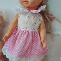 تعدادی عروسک دخترونه|اسباببازی بچه|خوی, |دیوار