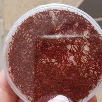 زعفران اصل باعطروبو که قیمت یه ساندیج