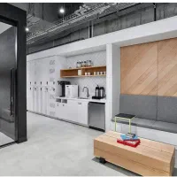 دعوت به همکاری بازه سنی ۲۵ تا ۵۰ سال