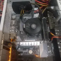 کیس ddr4 رم ۸ گیگ