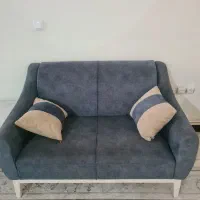 مبلمان ۷ نفره همراه جلو مبلی و ۳ عدد عسلی