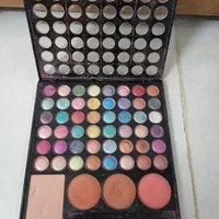 سایه چشم شاین دار