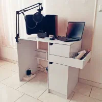 میز تحریر برند بولج باکیفیت و تماما MDF