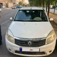 تصادفی رنو ساندرو دندهای، مدل ۱۳۹۵