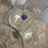 ظروف شیشه ایی