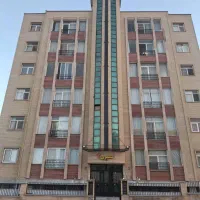 اپارتمان در فولاد شهر محله b4 گل فولاد شهر