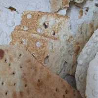 نان خشک تمیز