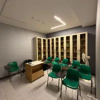 اجاره فضای آموزشی برای برگزاری کلاسهای خصوصی|اجارهٔ کوتاه‌مدت دفتر کار و فضای آموزشی|رشت, سعدی (تختی)|دیوار