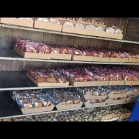 کیک و پیراشکی