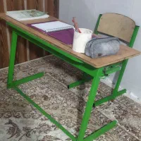 نیمکت با صندلی