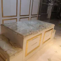 ساخت و نصب انواع  کابینت ،کمد دیواری، میز اداری،