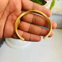 دست بند مردانه یا بنگل