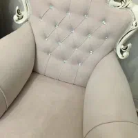 مبل گلبهی ۷ نفره|مبلمان خانگی و میز عسلی|قم, یزدان‌شهر|دیوار