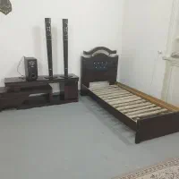 لوازم خانه تخت یک نفره و میز تلویزیون