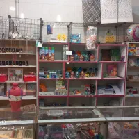 ویترین خرازی(آرایشی،لوازم التحریر،اسباب بازی)
