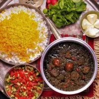 صندوق دار خانم رستوران
