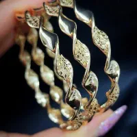 النگو طرح طلا رنگ ثابت|بدلیجات|قم, بیست متری ولیعصر|دیوار