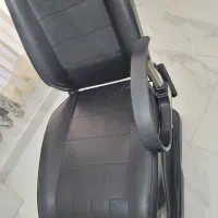 صندلی اصلاح یا میکاپ|آرایشگاه و سالن‌های زیبایی|چالوس, |دیوار