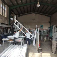 مهر آوین تولید کننده درب و پنجره و شیشه دوجداره