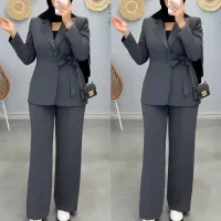 کت و شلوار بدون استفاده