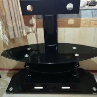 میز تلویزیون شیشه ای