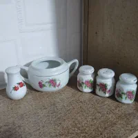 چینی گل قرمزی|ظروف سرو و پذیرایی|فلاورجان, |دیوار