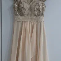 لباس مجلسی|لباس|لاهیجان, شیشه گران|دیوار