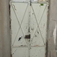 در آهنی سالم