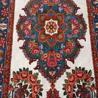 یک عدد قالی دست بافت|فرش|فولادشهر, مسکن مهر فولادشهر|دیوار