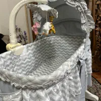 فروش گهواره نوزاد کاملا سالم و تمیز