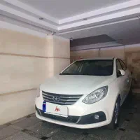 جک j4مدل1403بدون رنگ وخط خش در حد صفر