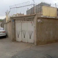 خانه دو بهر نزدیک خیابان