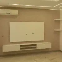 نصب کاغذدیواری پوستر لمینت کفپوش اجرای تی وی وال|خدمات پیشه و مهارت|شیراز, گلدشت معالیآباد|دیوار