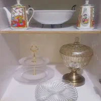 شکلات خوری و شیرینی خوری دو طبقه و قوری گل مرغی