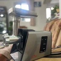 چرخ گوشت مدل کرون|خردکن، آسیاب، غذاساز|سبزوار, قصبه اب یمین|دیوار