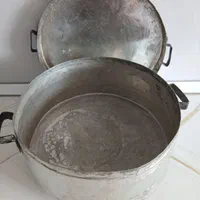 دیگ مسی قدیمی گلدان حکاکی شده مجمع بزرگ مسی|ظروف پخت‌وپز|کهریزک, |دیوار