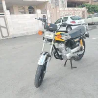موتور ۱۲۵ پرواز