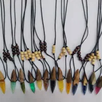 سود ۱۵۰٪،فروش عمده گردنبند چوبی رزینی(فقط ۳ روز)