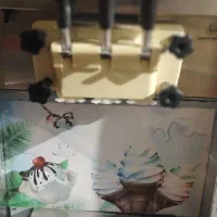 دستگاه بستنی ساز قیفی