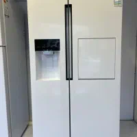 ساید بای ساید ویترینی