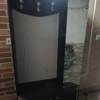 کمد و جاکفشی