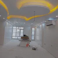 نقاشی ساختمان با دستگاه ایرلس بسیار مناسب وسریع|خدمات پیشه و مهارت|بروجرد, |دیوار